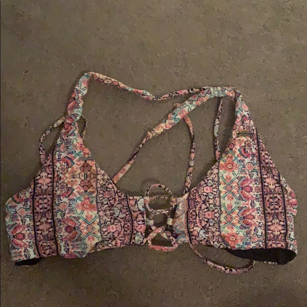 O'Neill bikini top